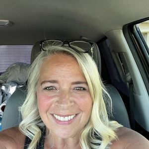 Meet your Posher, Emily petersen